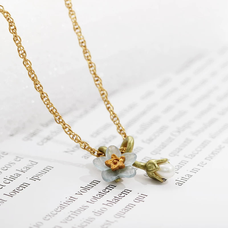 Bearcreekcreative Floral Charm Pendant Necklace