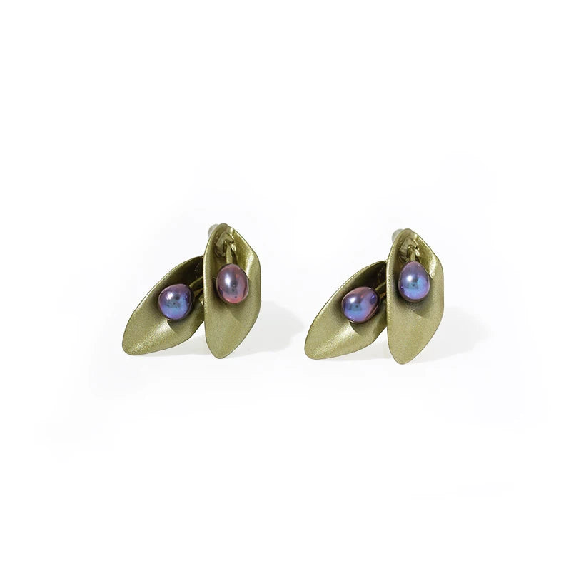 Bearcreekcreative Leaf Pearl Stud Earrings